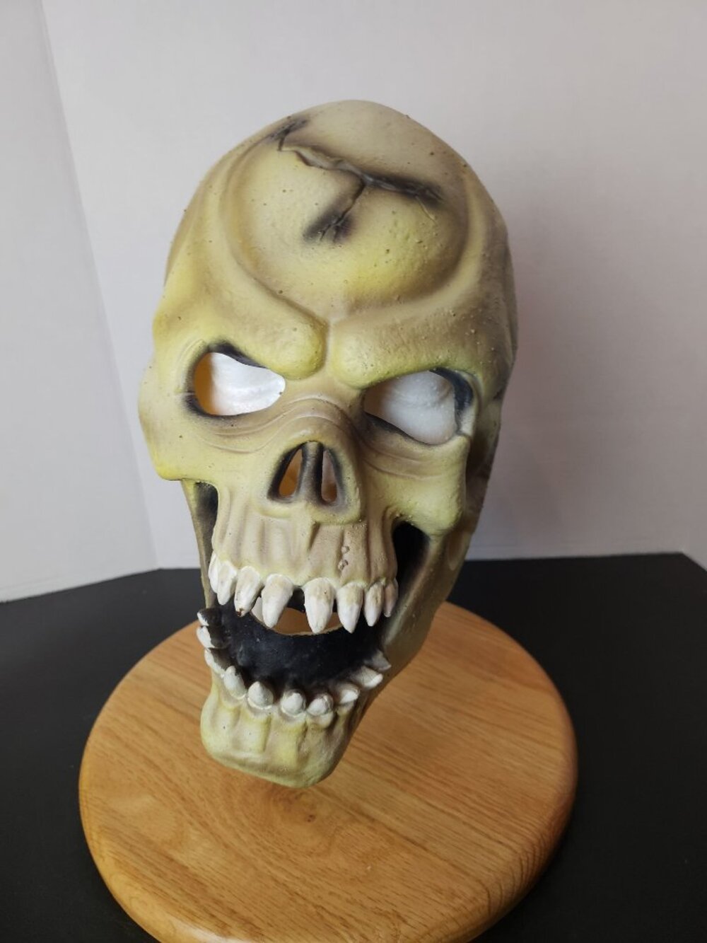Vintage 1996 Rubie's Latex Skull Mask Full Overhead Fangs Halloween Horror